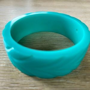 Aqua plastic bangle